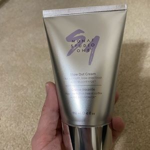 NEW Monat Blow Out Cream